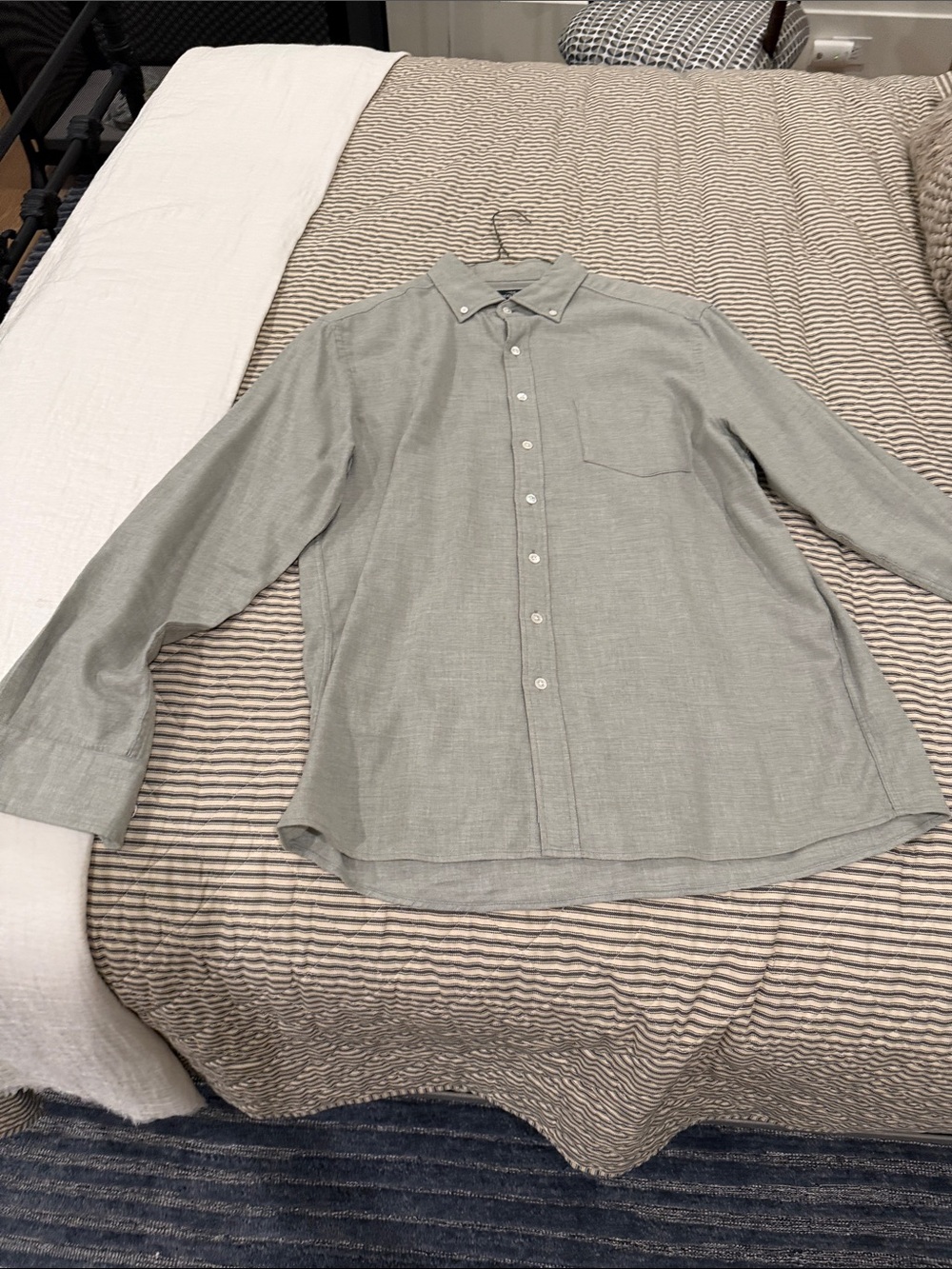 Rodd & Gunn Sage Green Long-Sleeve Button-Down Shirt